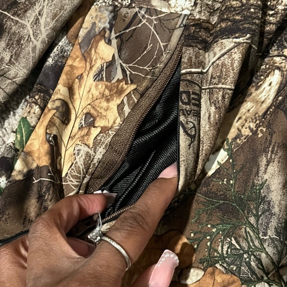 Real Tree camouflage hoodie - Picture 3 of 3